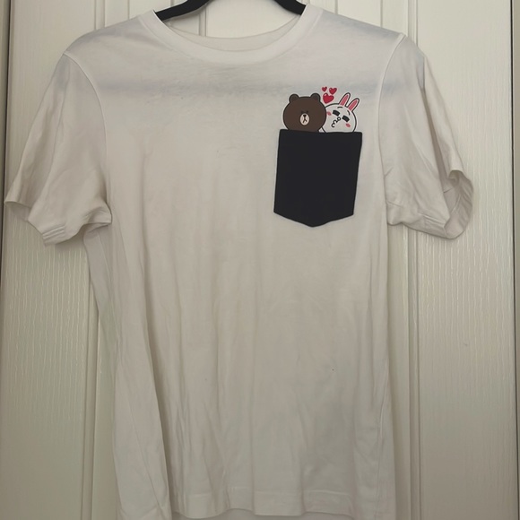 Uniqlo x Line Friends t-shirt with front pocket - Picture 3 of 6